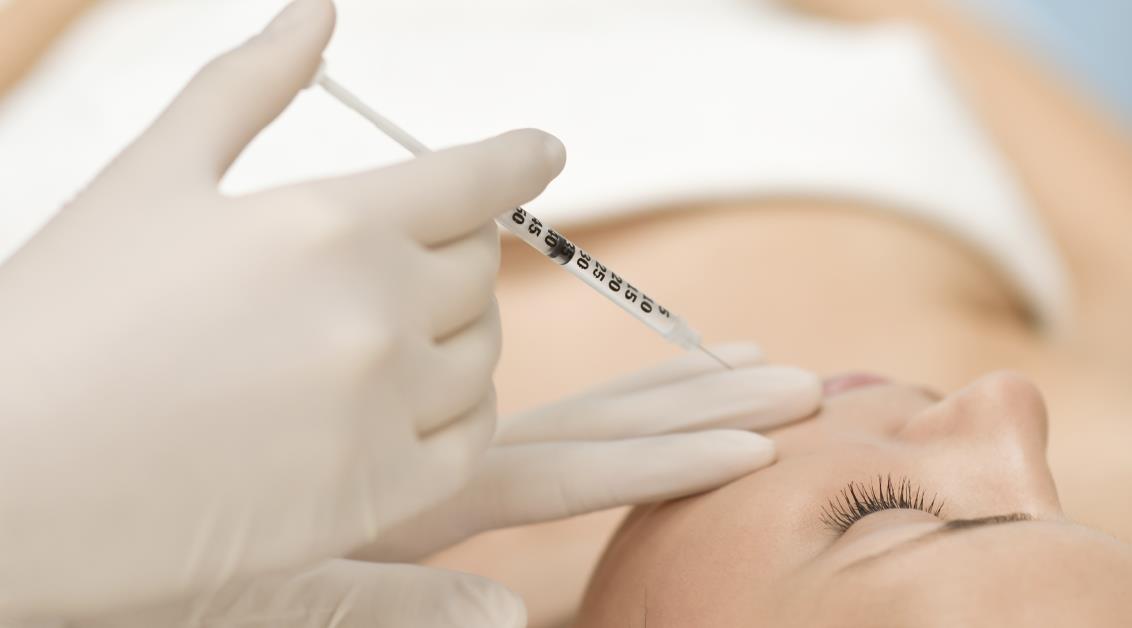 Some UK aesthetic clinics willing to perform cosmetic procedures on under 18s