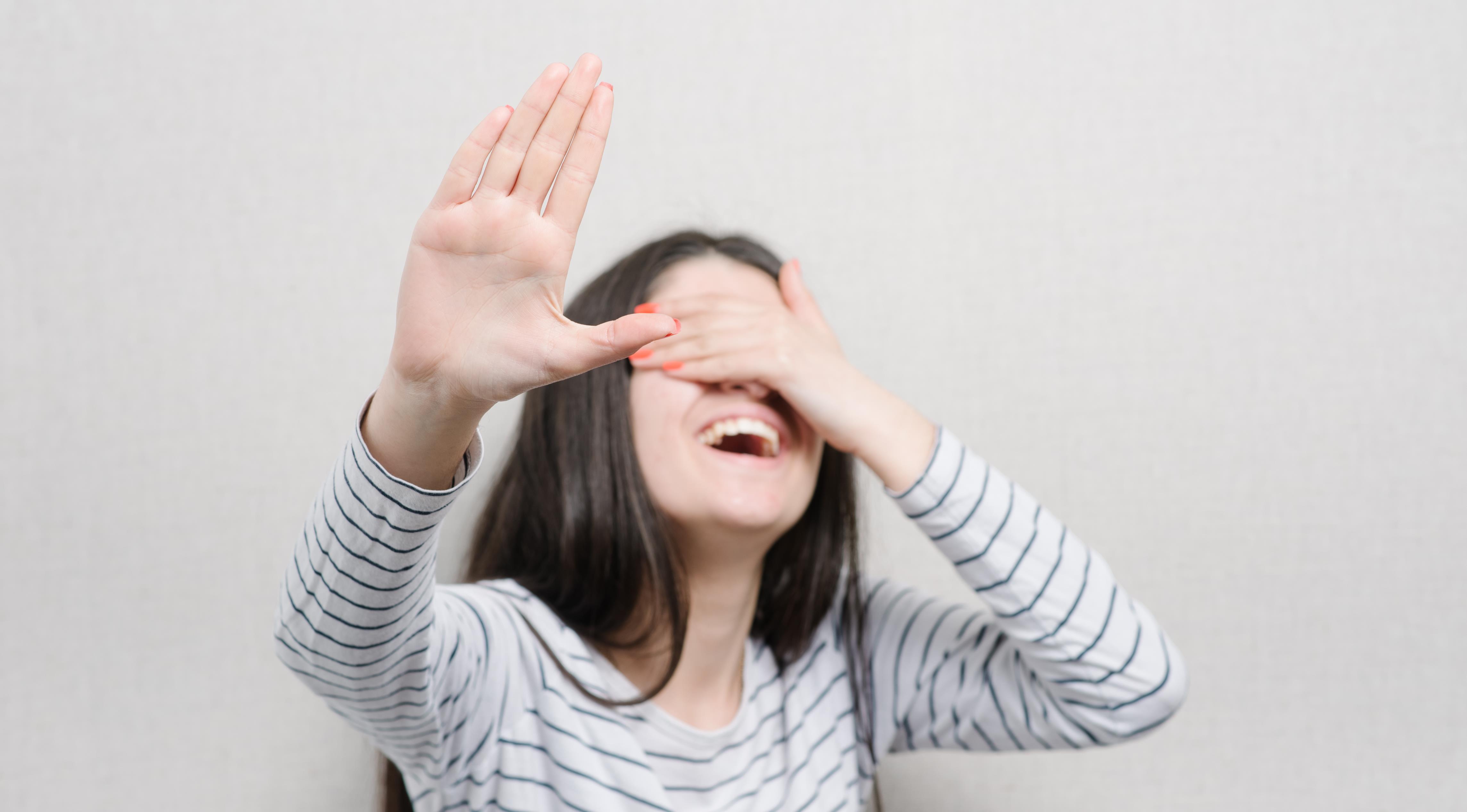 Dissatisfaction with facial appearance prevents 76% of people from having photograph taken