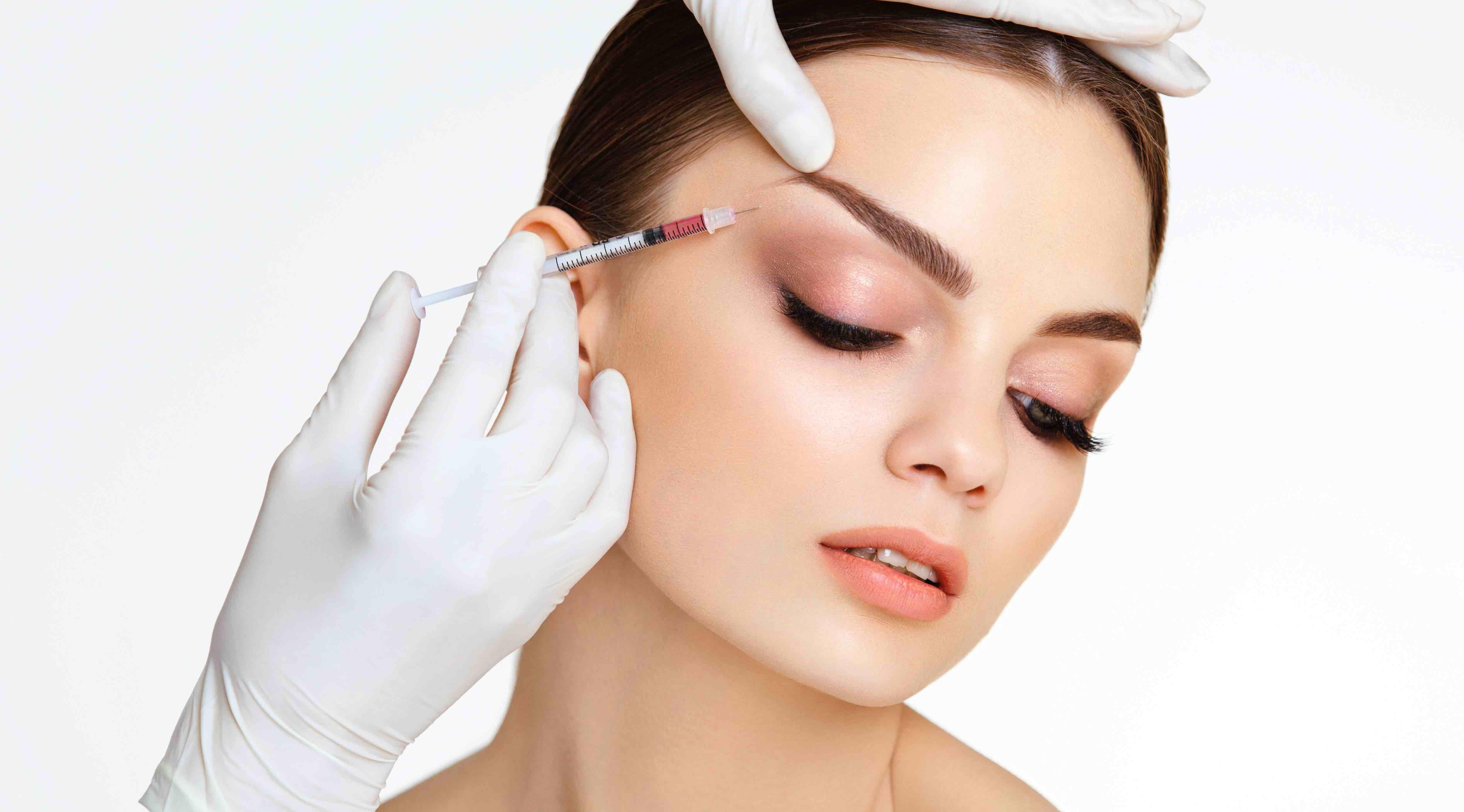 Learn tips, tricks and techniques for botulinum toxin and dermal fillers at Aesthetic Medicine Live 2017