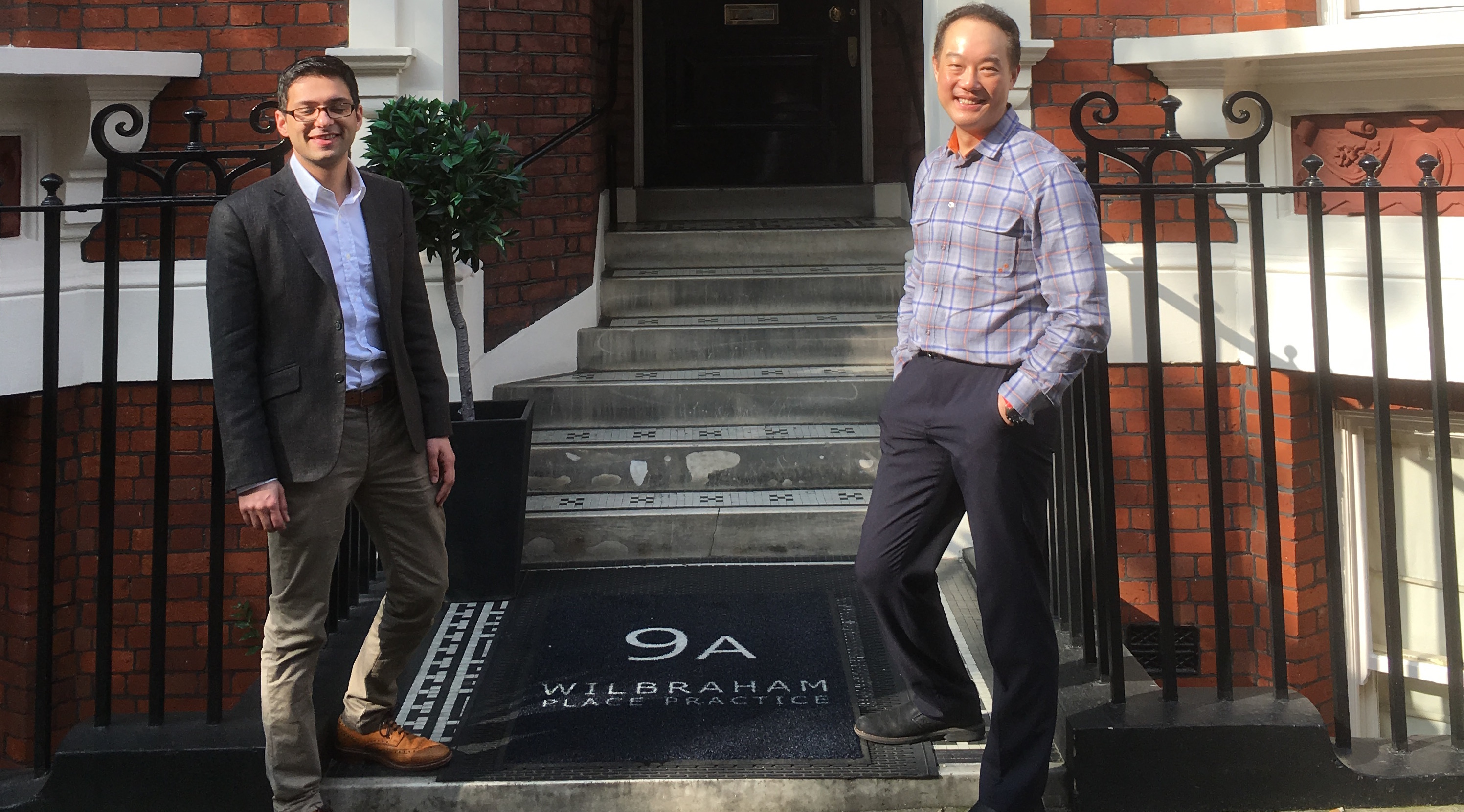 Top dermatologists open new London clinic