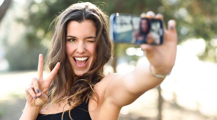 The Perfect Selfie by Maria Dowling