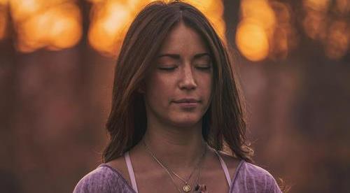 Spiritual retreats change feel-good chemical systems in the brain, research finds