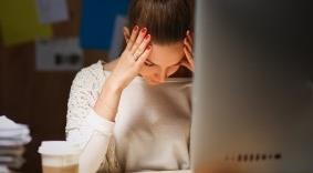 Women more stressed than men in workplace