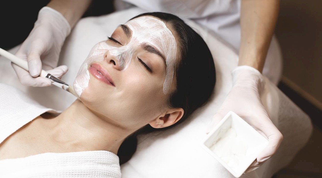 Brits to spend £6.46bn on hair and beauty treatments in the next six months