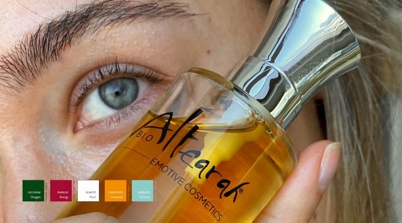 Why skincare oil is a must-have in your skincare routine
