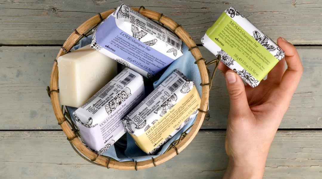Travelling somewhere? This will be your hair's BFF