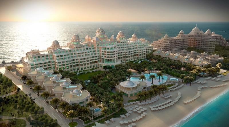 Luxury resort Raffles The Palm Dubai in UAE opens doors