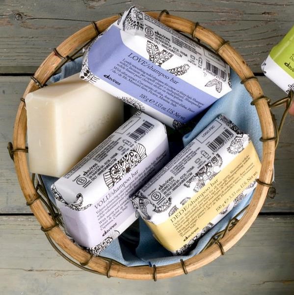 Travelling somewhere? This will be your hair's BFF
