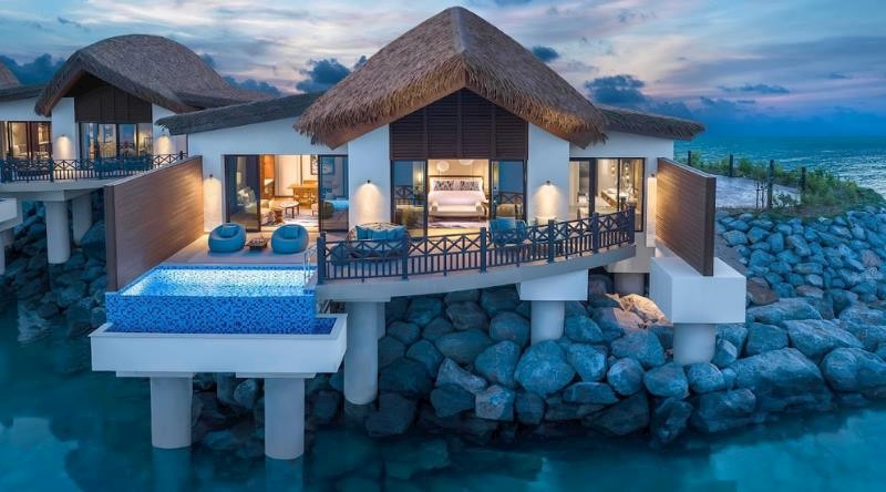 Anantara Mina Al Arab dreamy RAK Resort - complete with overwater villas
