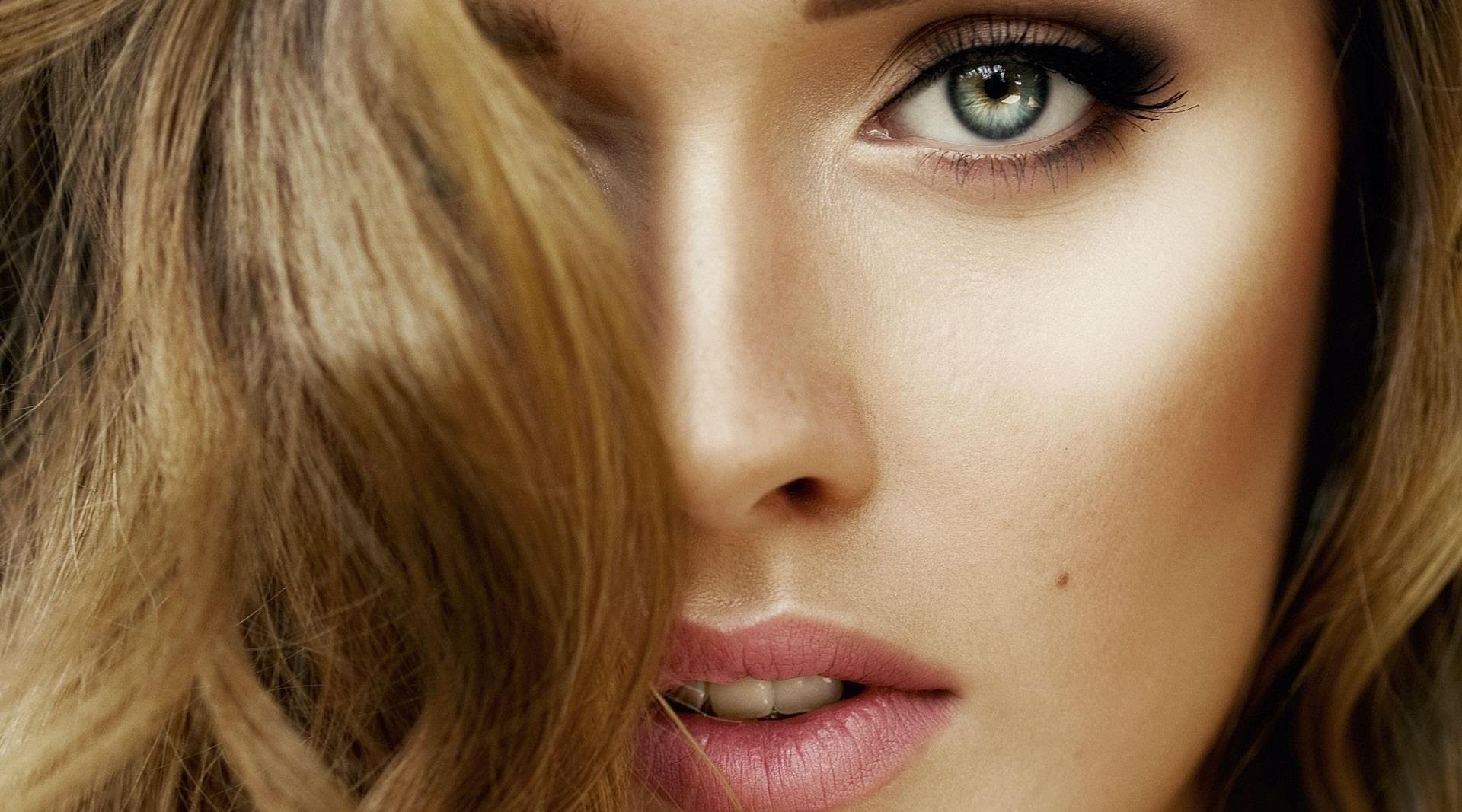 Filter free: Is the use of photo editing a necessity for make-up artists?