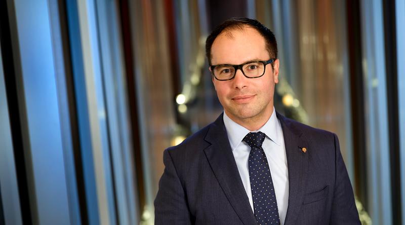 Fairmont The Palm appoints Steven Stefaniuk as hotel manager
