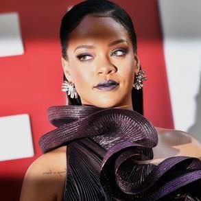 Rihanna is heading to Dubai for make-up masterclass and talks about her FENDI Make Up line