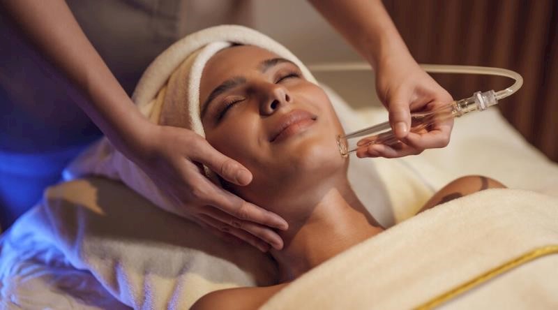 Dr. Rita Rakus partners with Raffles The Palm Dubai to elevate wellness experience