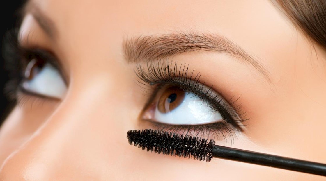 Trend alert: Lower lashes are making a comeback