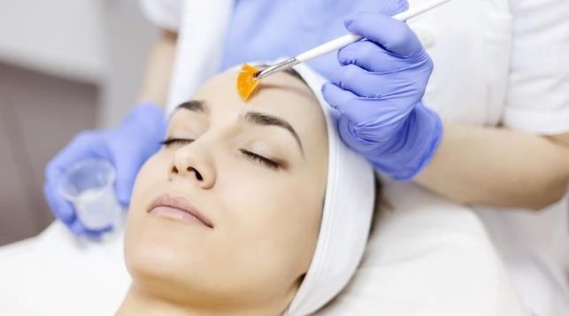 BIAM: Professional Qualification in Chemical Peels Level 5