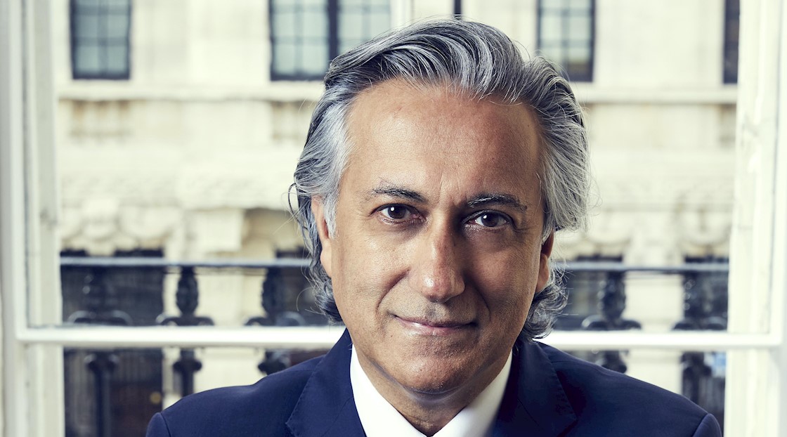 Rosmetics runs Facial Aesthetics Training with Dr Aamer Khan