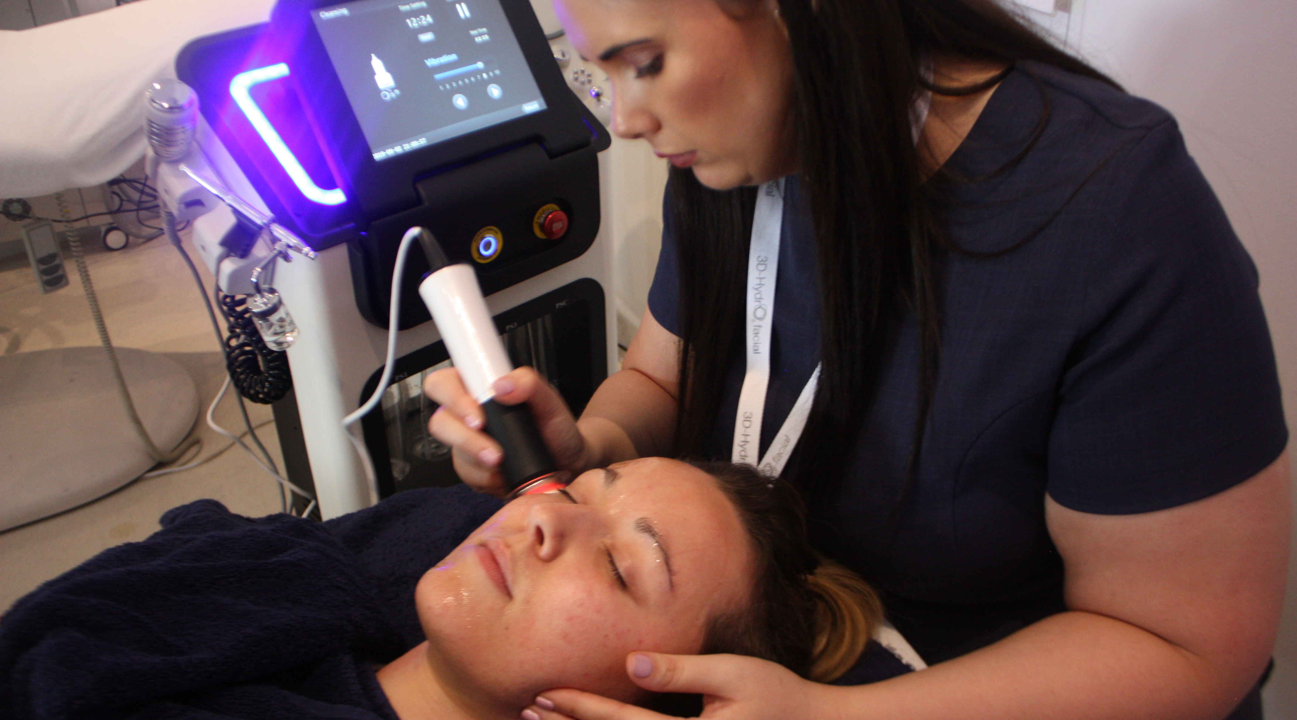 Out and about: 3D-HydrO2 Facial launch 
