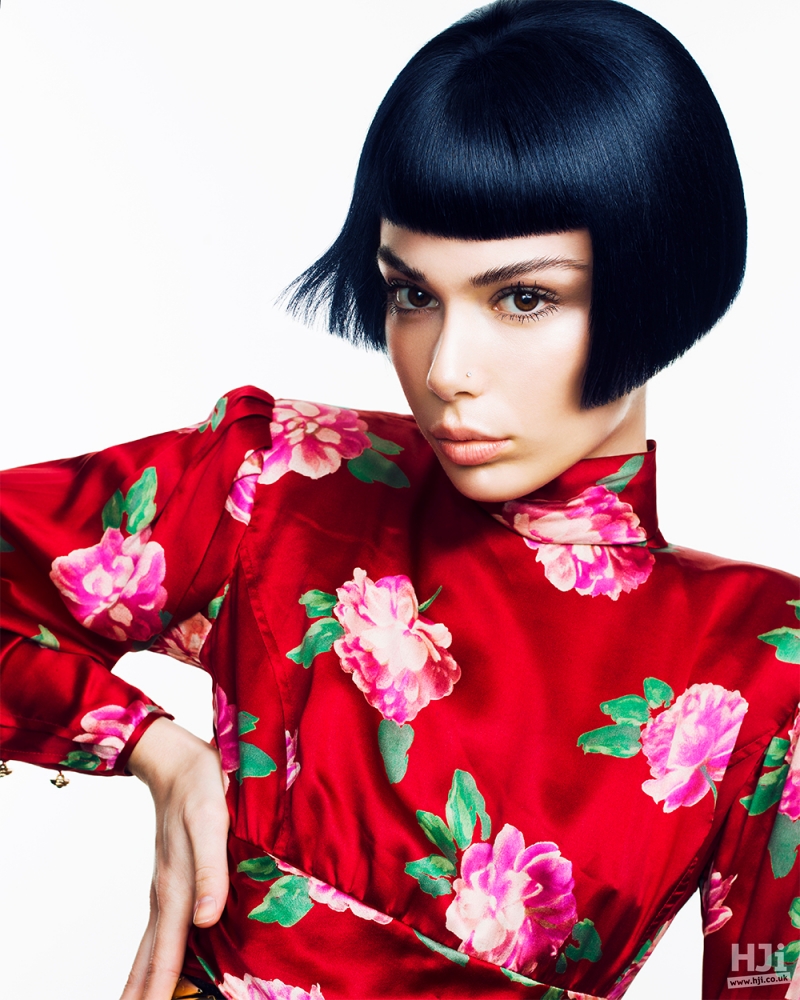 High shine cheekbone grazing cut