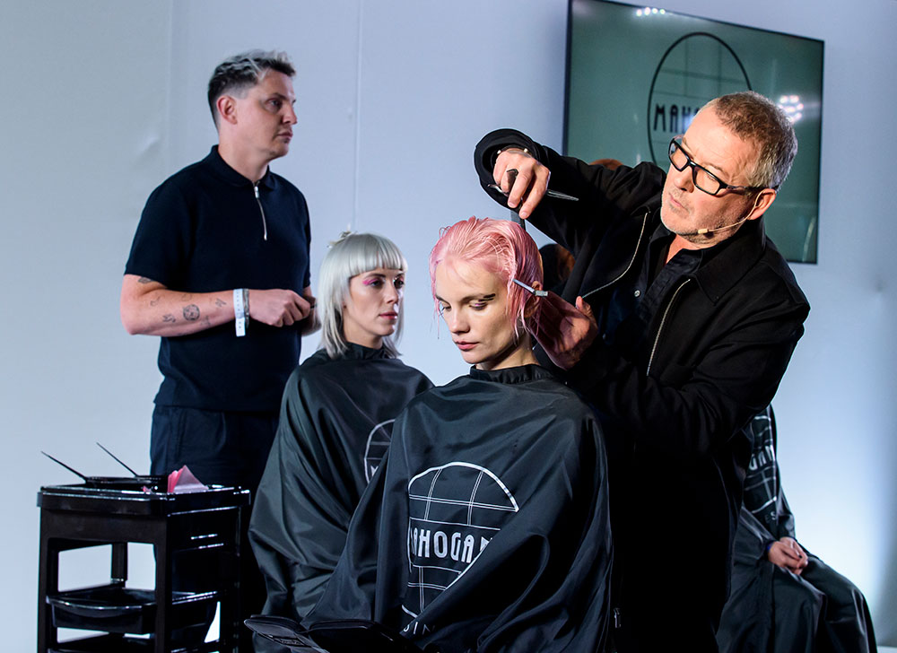 Salon Masterclass 2023: Cutting-Edge Technique with Mahogany