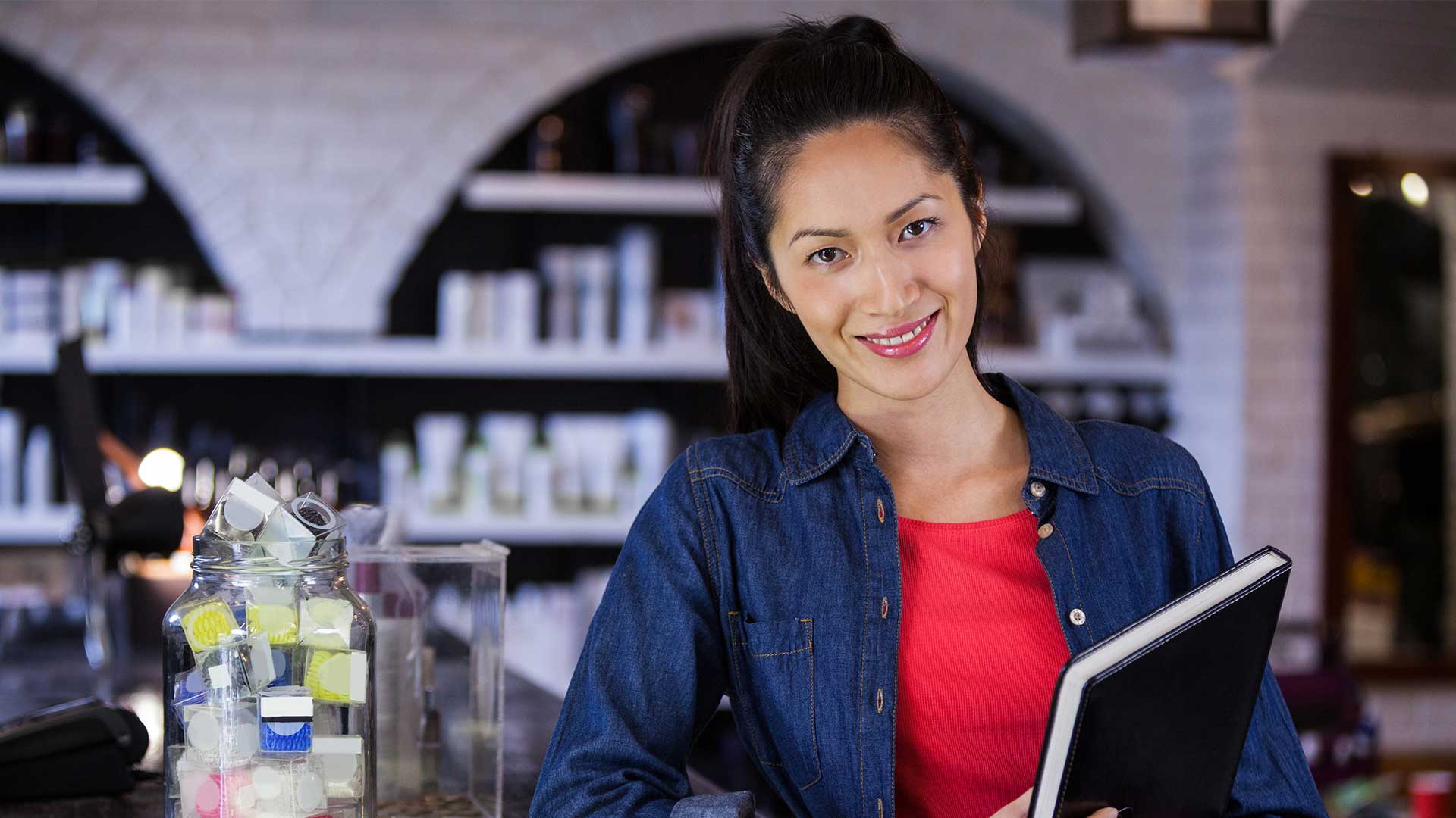 How to Balance Your Time as a Salon Owner and Stylist
