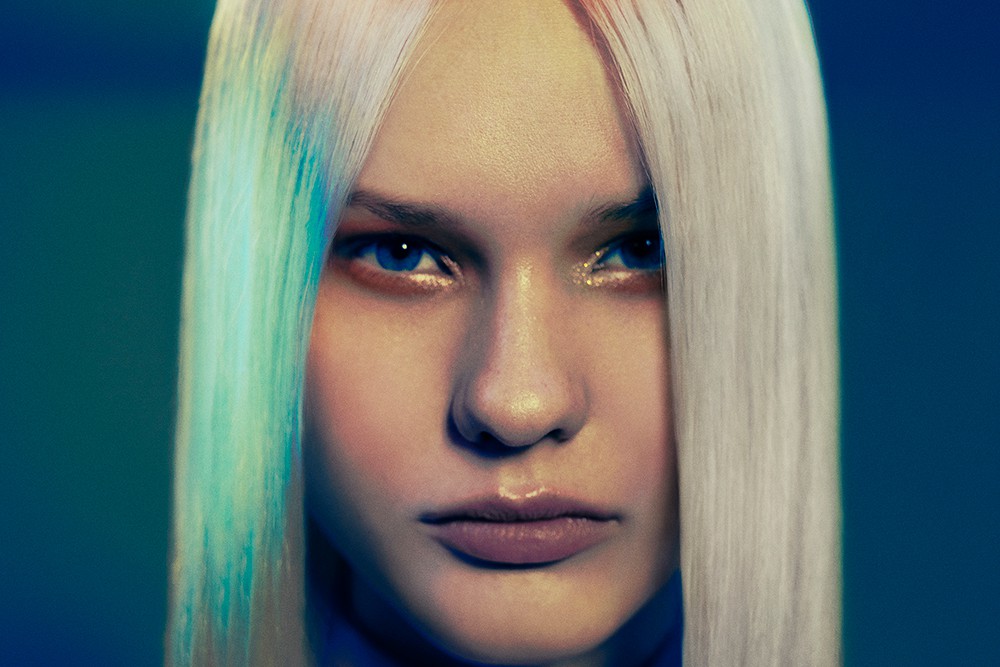 Combining the Physical and Digital: Is There a Place for AI in Hairdressing Collections?
