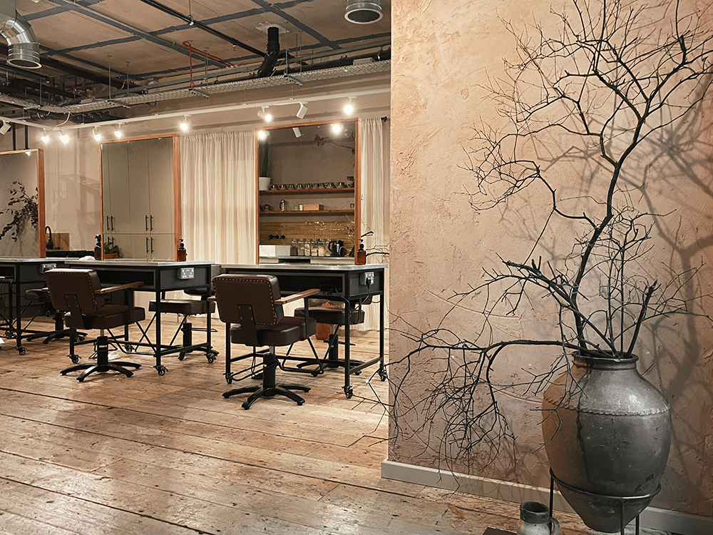 How to Achieve Your Salon Sustainability Goals with Your Salon Interior