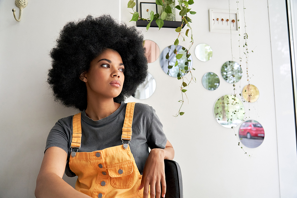 How to Avoid Feeling Lonely and Isolated as a Salon Owner