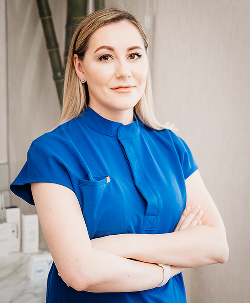 Dr Gabriela Bocsa