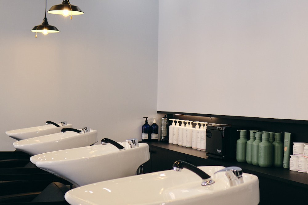 Bloom Salon Glasgow: A Salon Interior Full of Warmth and Light