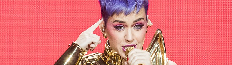 Katy perry goes purple for european tour