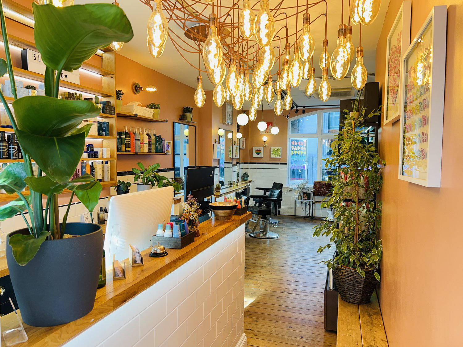 10 Sustainable Goals for Your Salon