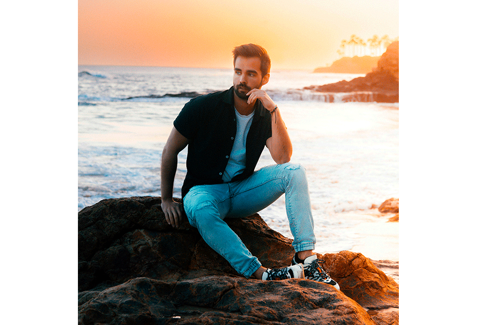 Cuidados básicos del cabello, bigote y barba masculinos en verano 