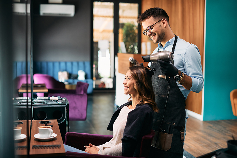 Where to Find Education and Inspiration as a Freelance Hairdresser 
