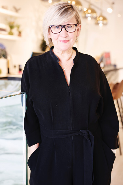 CAROLYN CHAPMAN