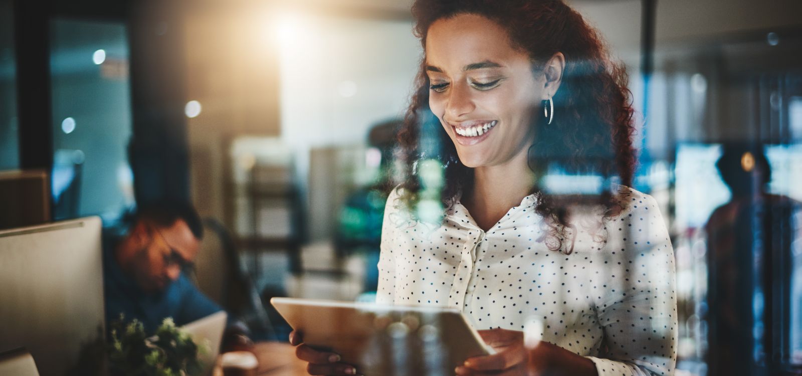 Beauty Tech & Realidad Aumentada: experiencias inmersivas para atraer y fidelizar clientas