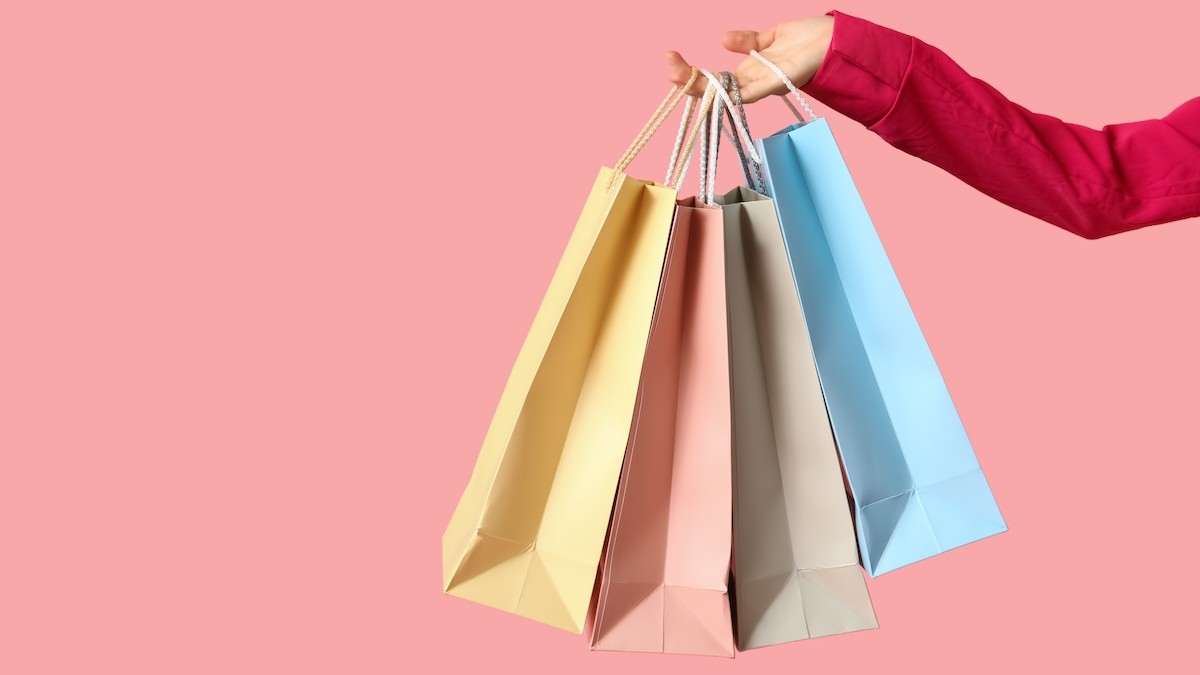7 ways to boost your retail sales in salons and clinics