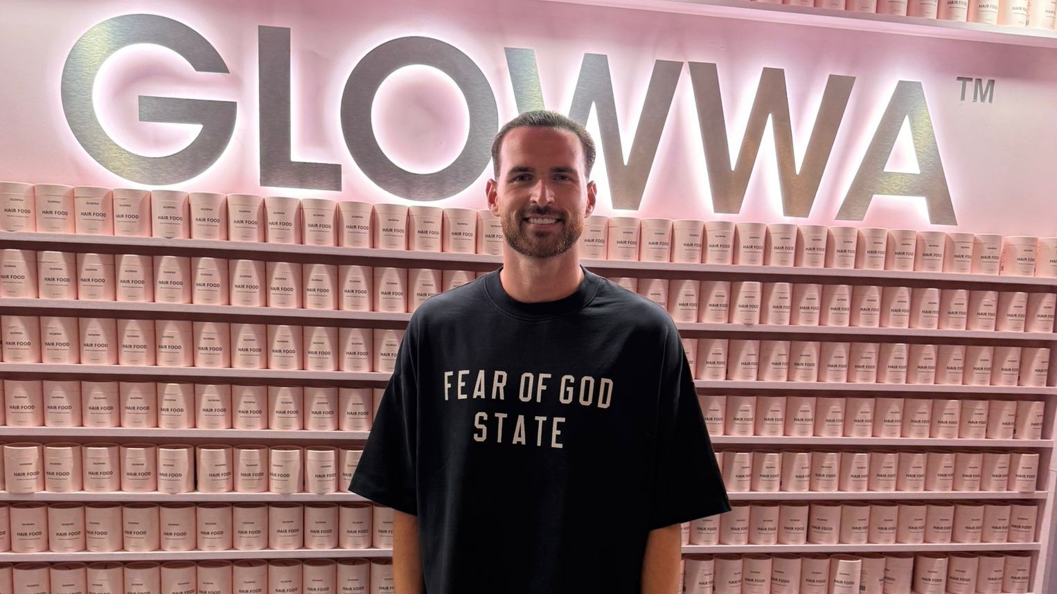 Ronnie Vint: New Male Ambassador Announced for GLOWWA Mens