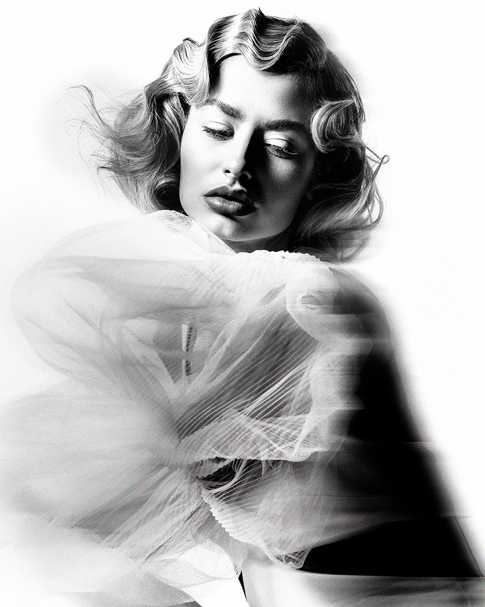 Anne Veck - Finger Waves Bob - Spirit Collection