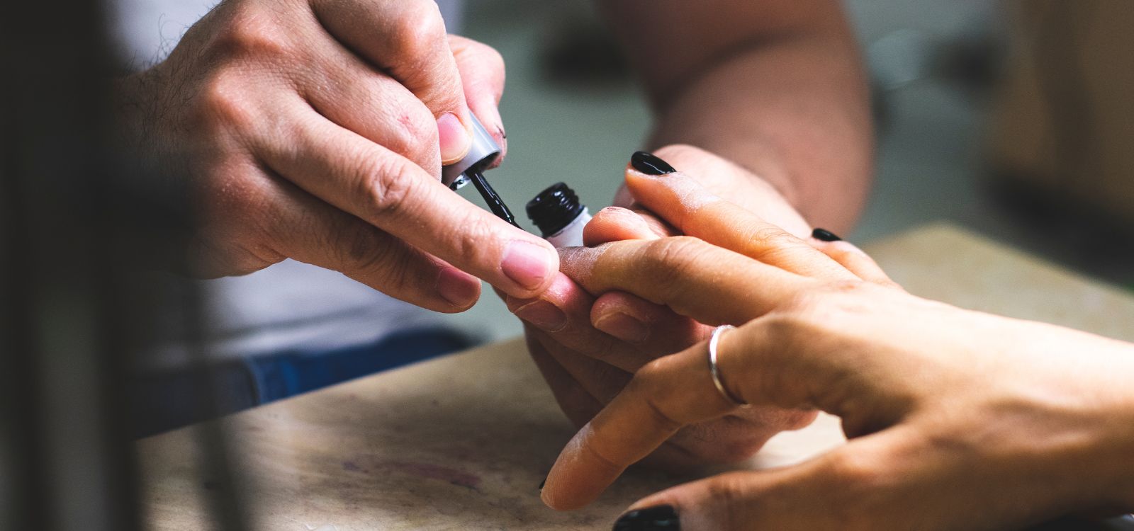 Manicura profesional 2026: cifras clave y oportunidades de crecimiento