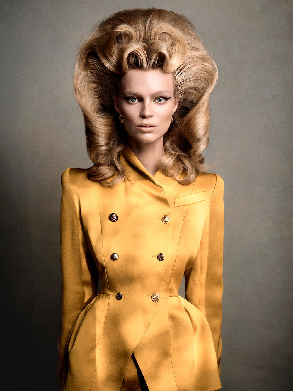 Efi Davies - British Hairdresser of The Year 2025 - Blonde Bouffant