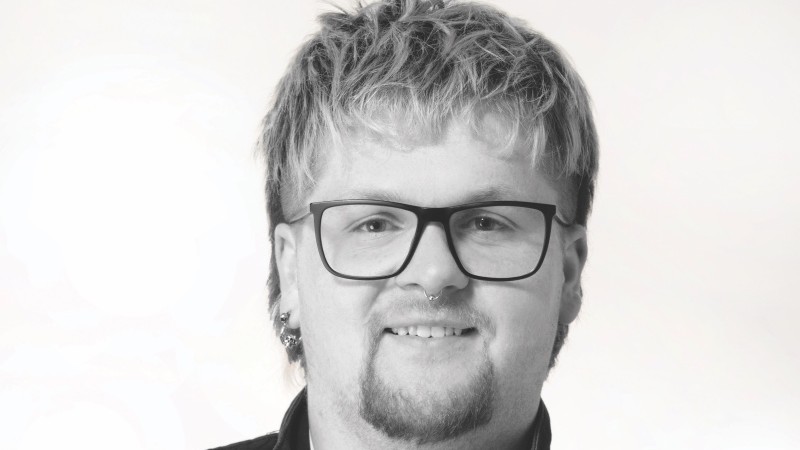 Colour Notes with Lloyd Court: Your Guide to Colour Trends, Challenges & Creative Technique