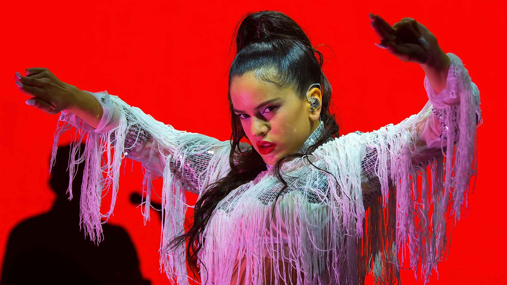 Rosalía Just Debuted the Next Big Colour Trend: The Halo Bleach