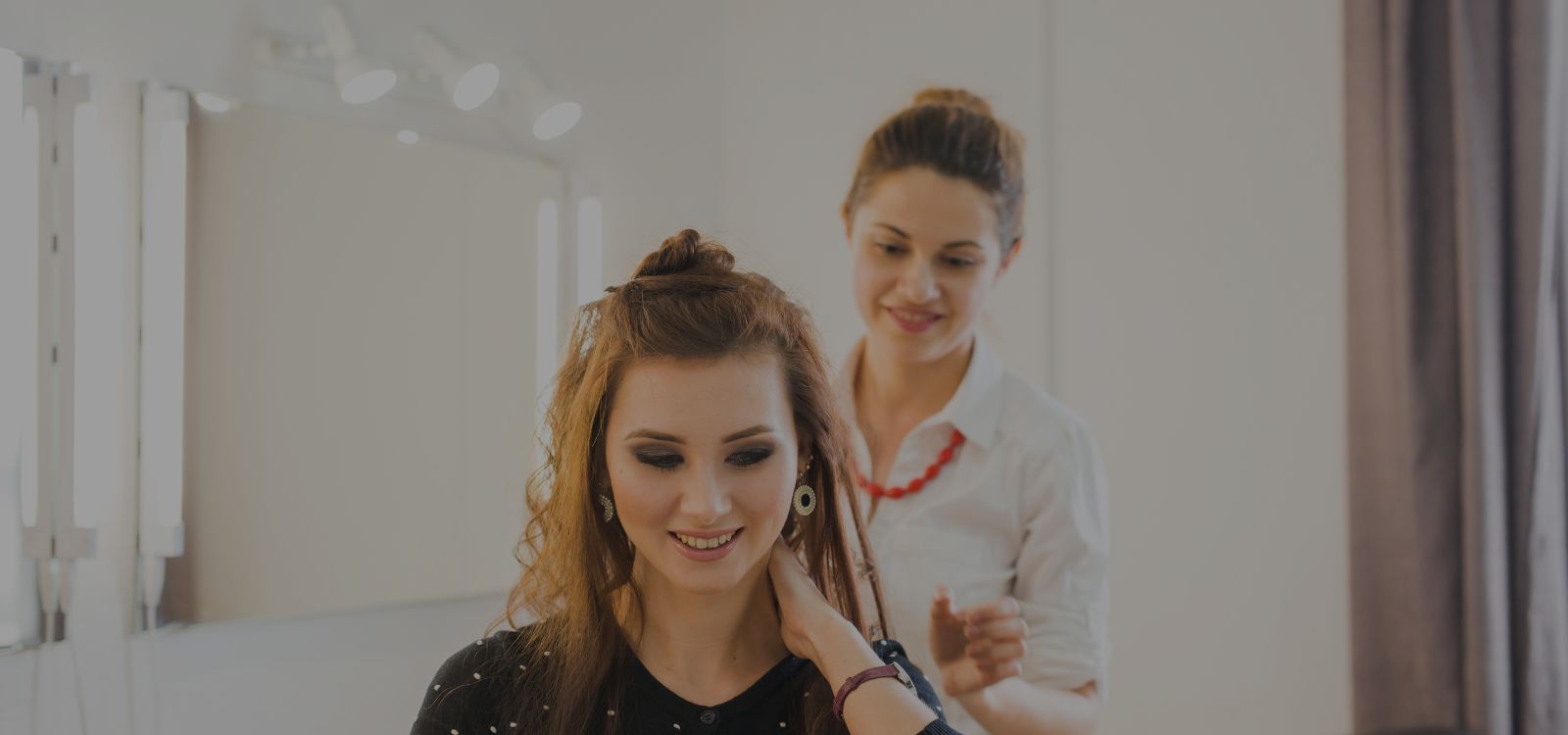 Peluquería emocional: la conexión entre estética, bienestar y autoestima (tendencia clave para 2026)