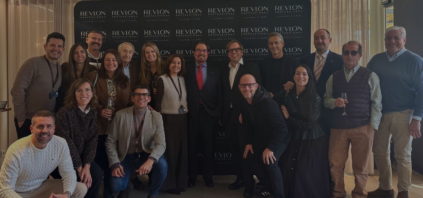 Luis Romero, maestro y visionario: Revlon Professional reconoce una vida dedicada al oficio