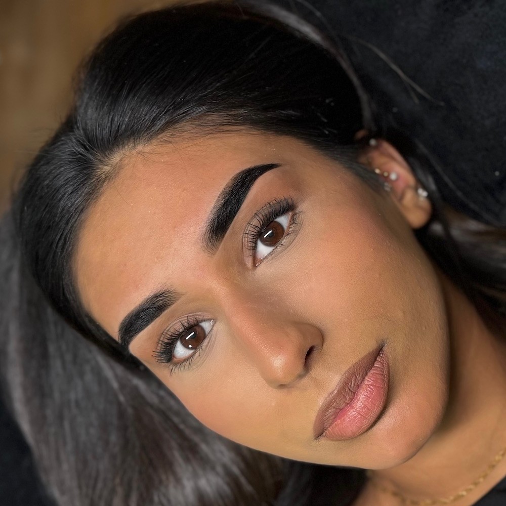 Brow shaping to suit your client's face shape