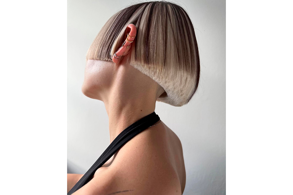 Paso a paso Diamond Blonde Bob, de Brooks & Brooks