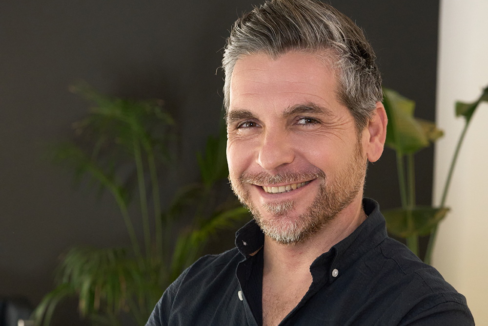 Jesús Mures, cofundador de AURORA Biomodulation : “Cuando algo mejora tu vida de verdad, no puedes quedártelo solo para ti”