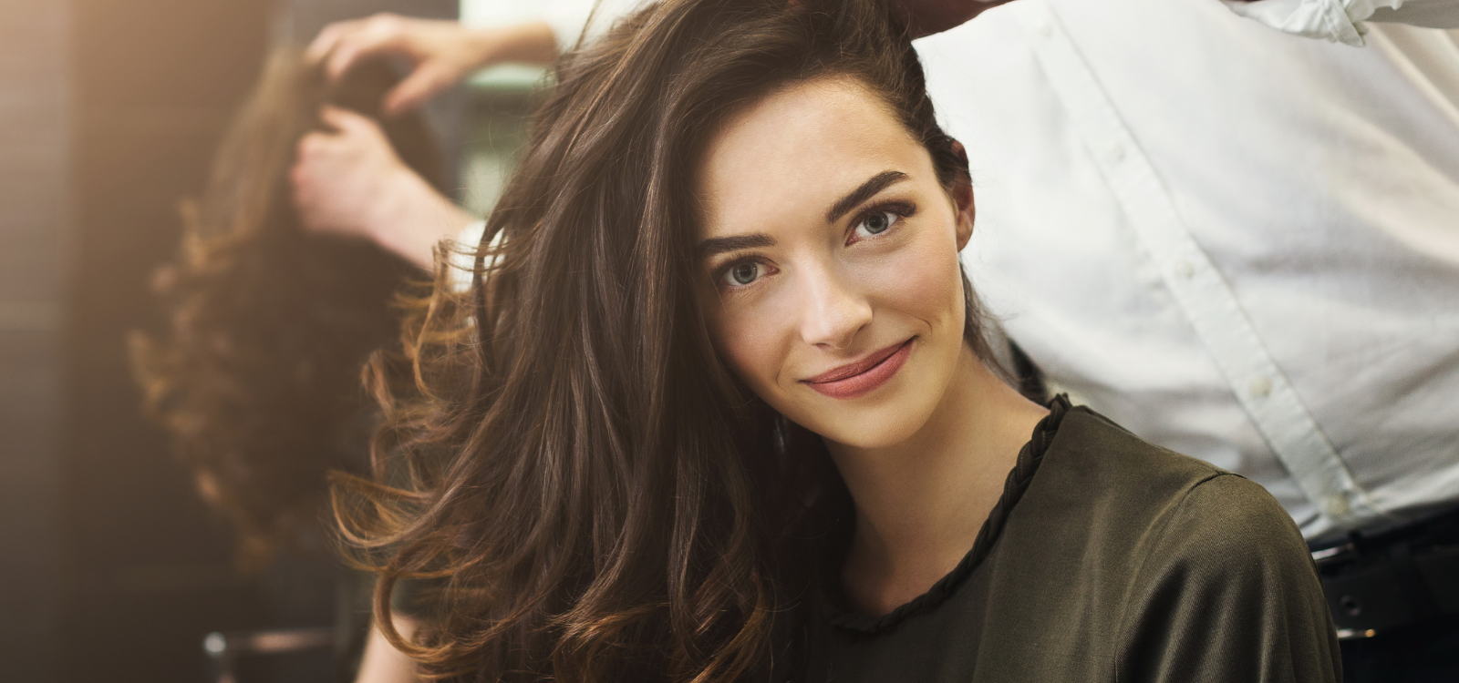 Servicios de alto valor en peluquería: por qué el futuro no está en el corte, sino en el diagnóstico