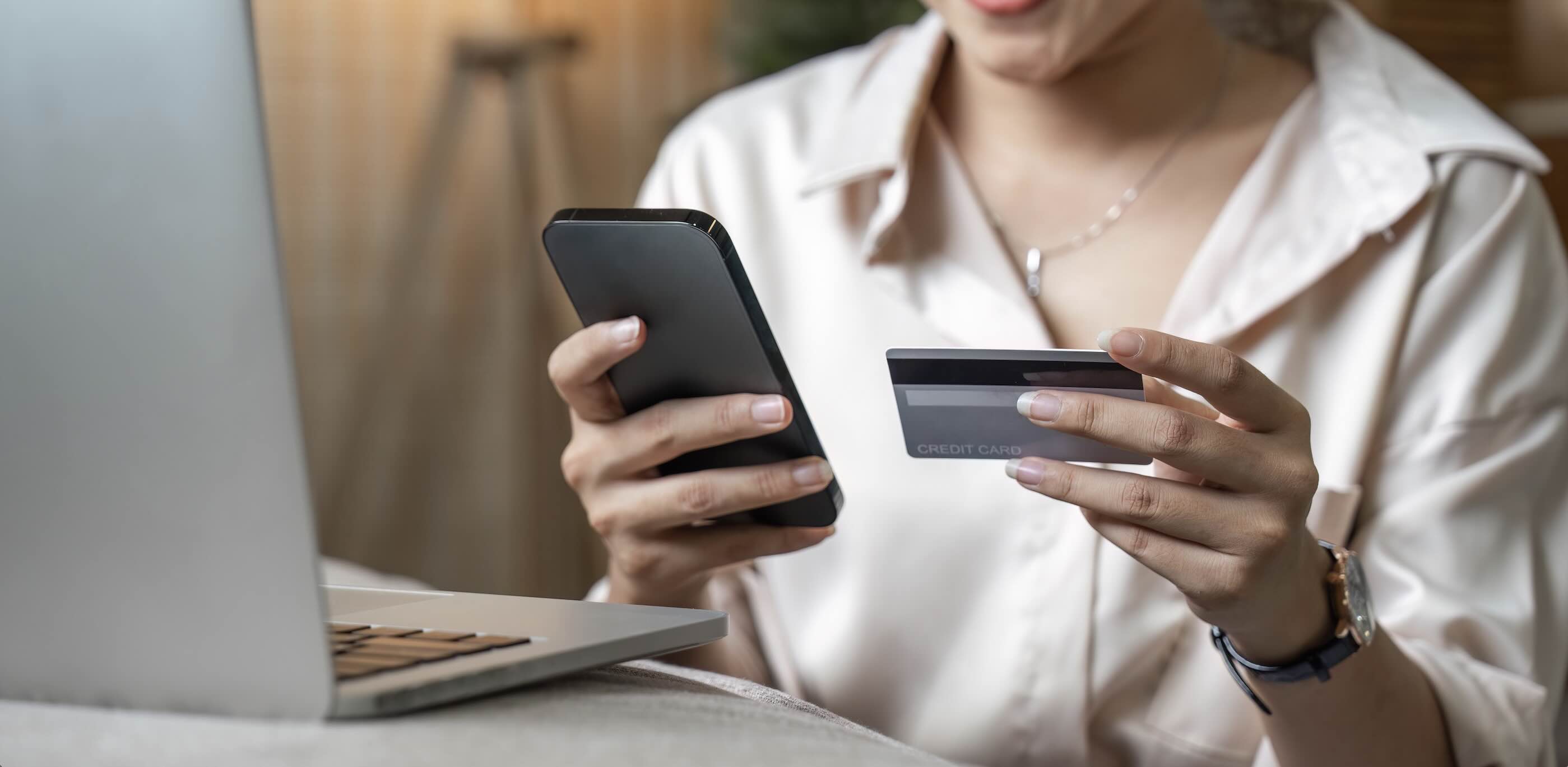 Almost £50,000 lost to social media beauty and aesthetics scams last year, Santander warns