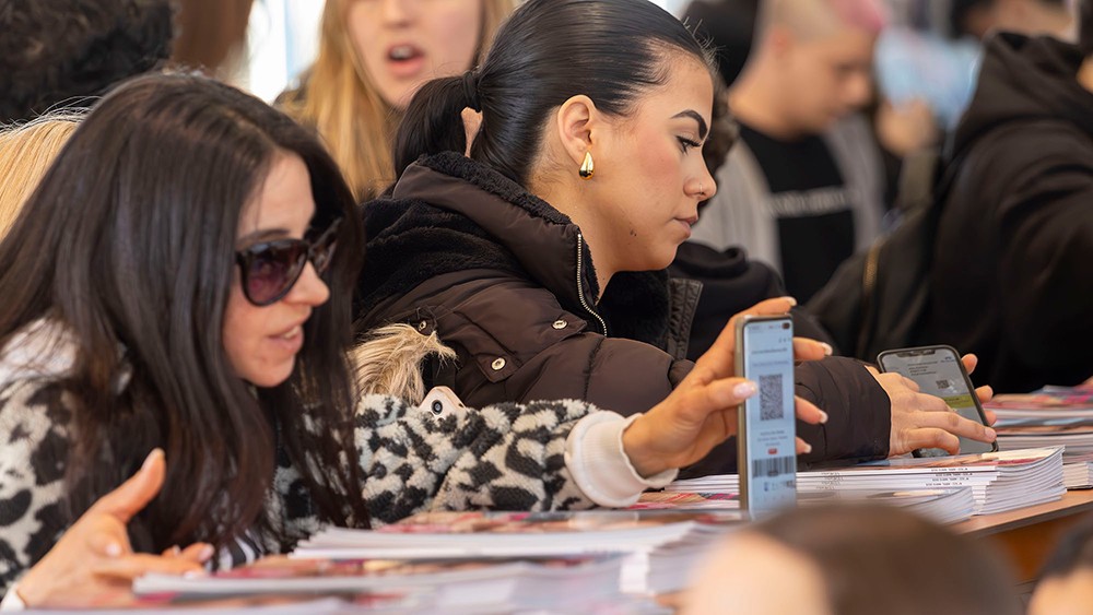 Consigue tu acreditación para #PBSI 2026 a través de Showhub 